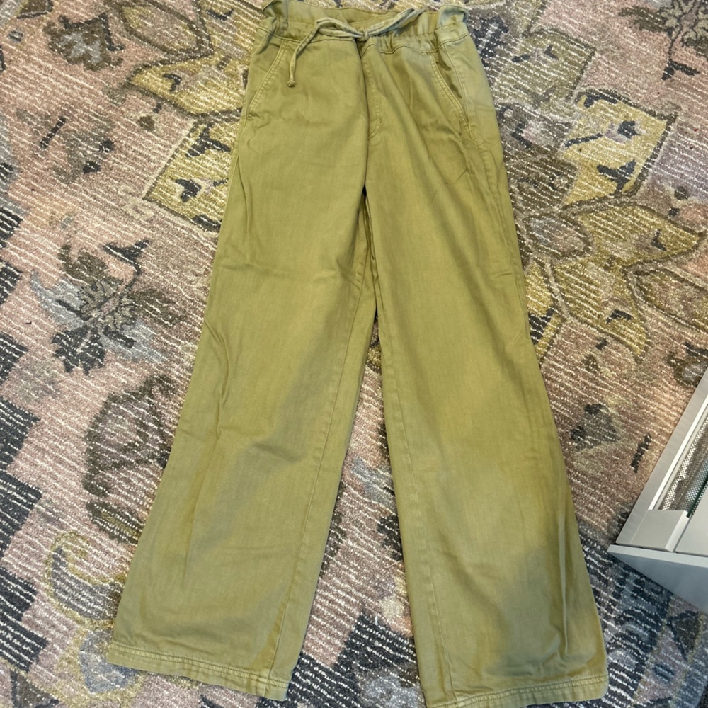 Universal thread Olive Green Wide-Leg Pants